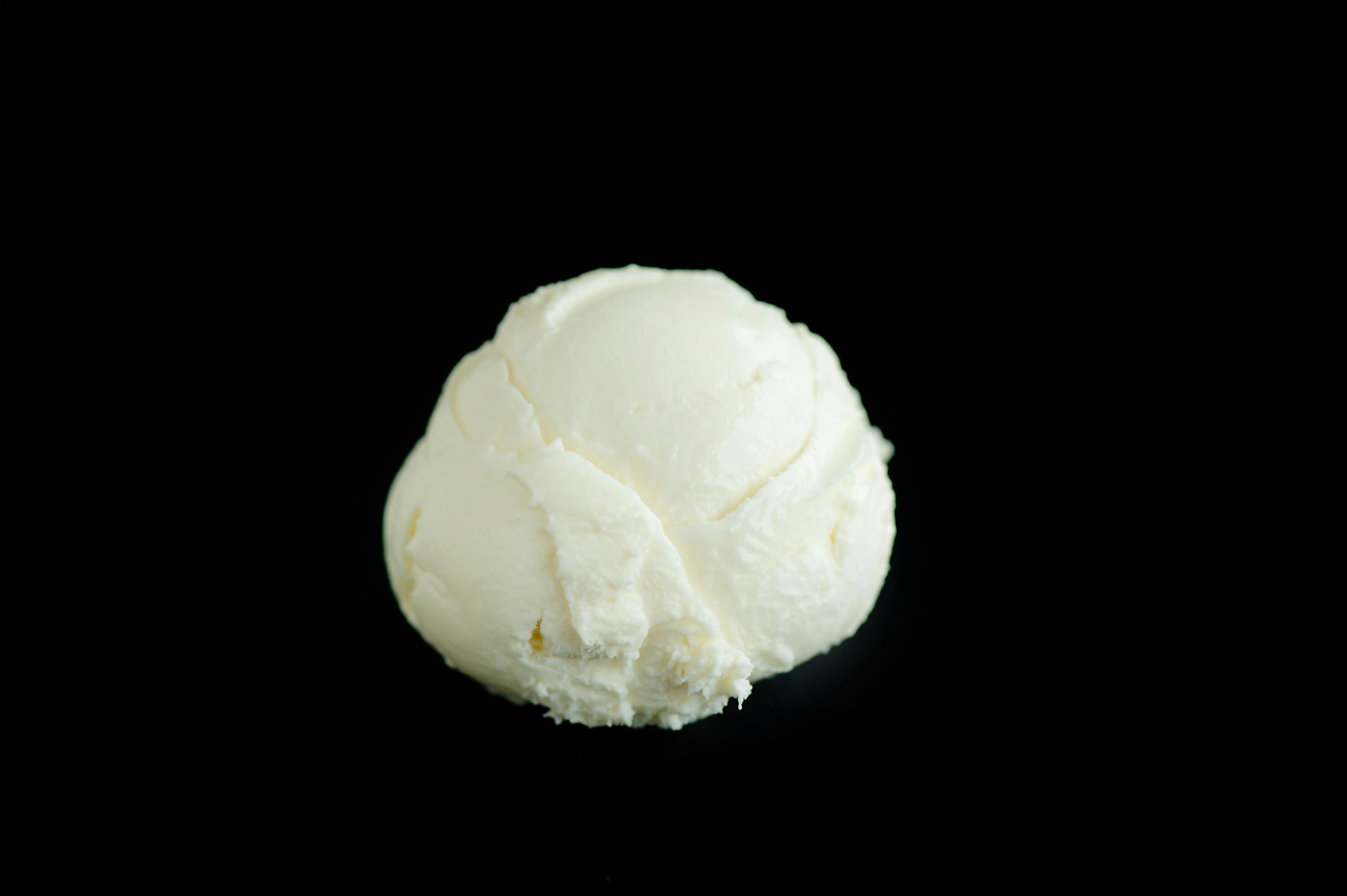 Vanilla scoop
