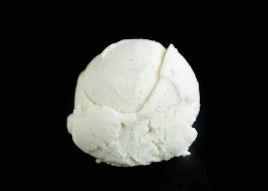 Triple Vanilla Bean scoop